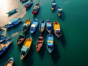 BARCOS DE PESCA BY AI