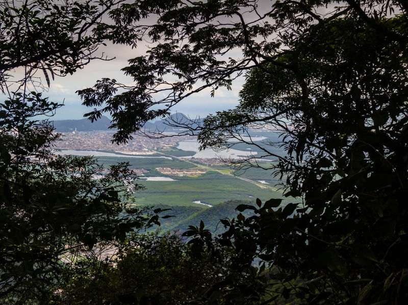 A BAIXADA SANTISTA VISTA DA SERRA DO MAR