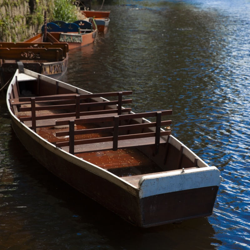 WOODEN BOAT
