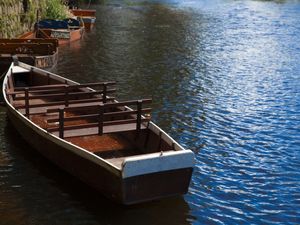 O BARCO DE PASSEIO