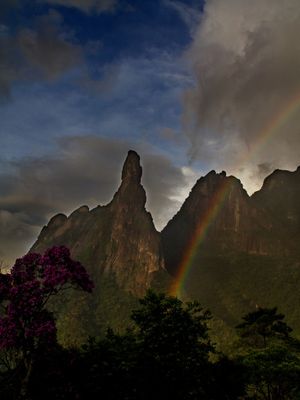 TERESÓPOLIS DEDO-DE-DEUS ARCO-ÍRIS