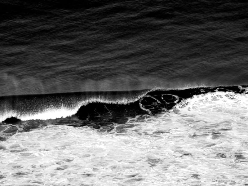 UMA ONDA NO MAR
