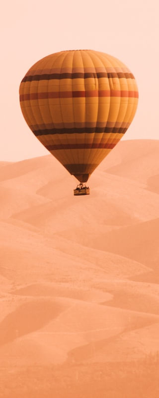 BALÃO NA MONTANHA SOBE
