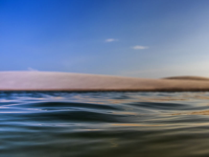 ÁGUA E AREIA