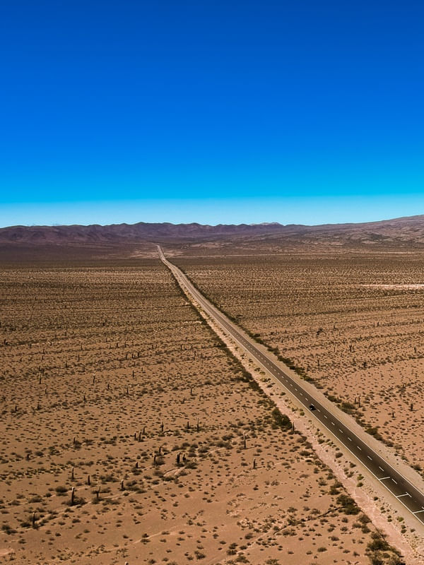 DÍPTICO 1 - RETA NO DESERTO