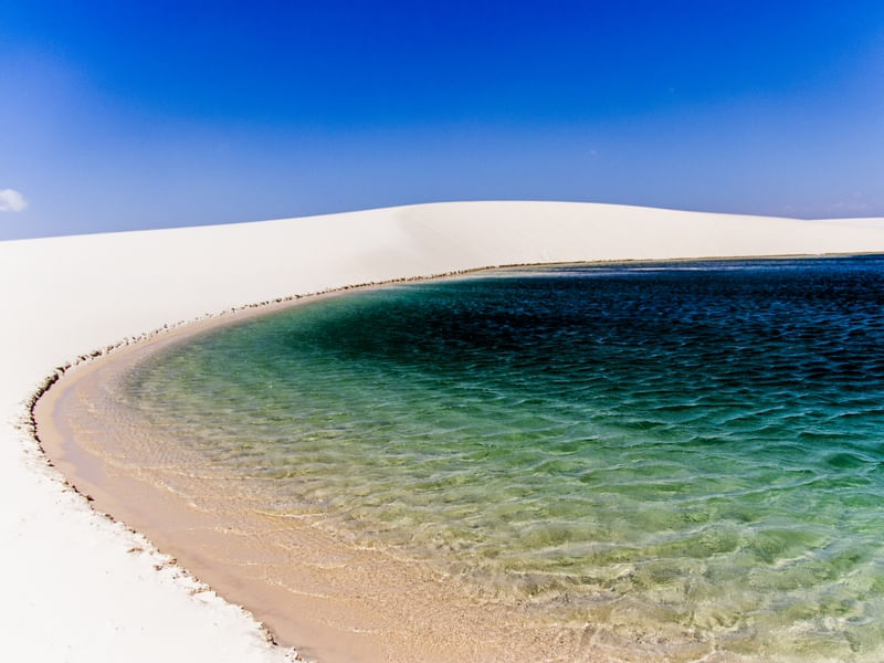 CURVA NOS LENÇÓIS MARANHENSES