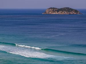 ILHA E ONDA