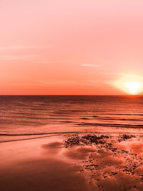 DÍPTICO 1 - PÔR DO SOL NO HORIZONTE DA PRAIA