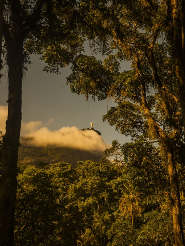 NUVENS NO CORCOVADO