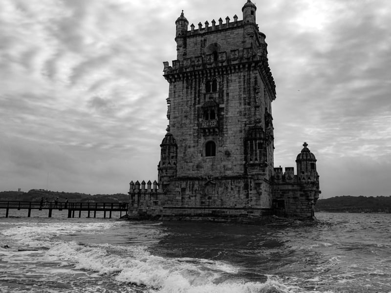CASTELO DE SOMBRAS
