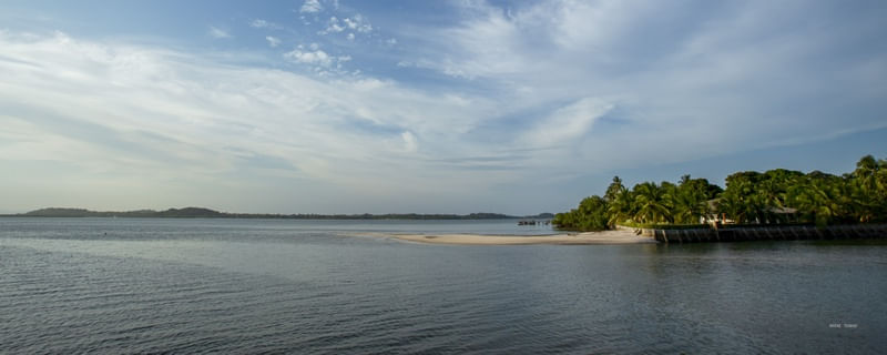 PRAIA EM MINIATURA - PANORAMA