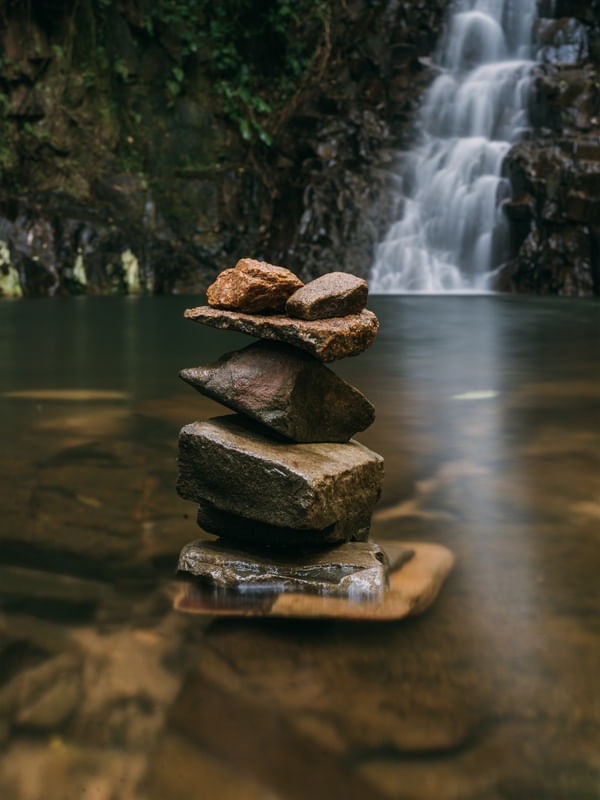 EQUILIBRIO NA NATUREZA - CACHOEIRA