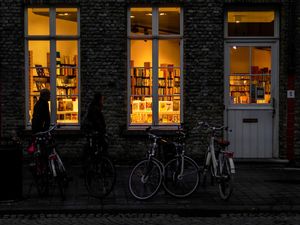 LIVRARIA AM 2