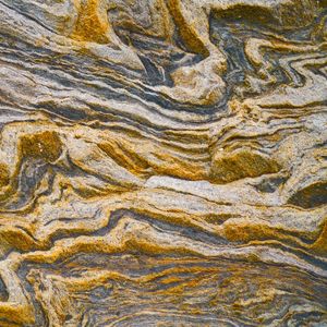 GOLD DESERT