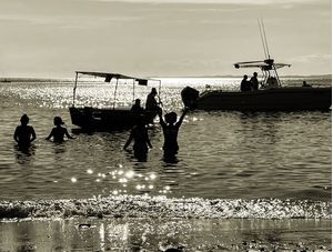 BANHO DE MAR NA BAÍA DE TODOS OS SANTOS