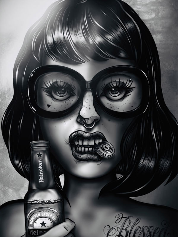 GAROTA SELVAGEM DE TATUAGEM