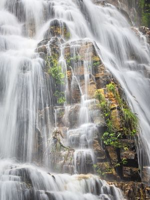 VAZANTE - RETRATO DE CACHOEIRA XII