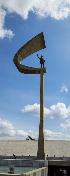 MEMORIAL JK - PANORAMA VERTICAL