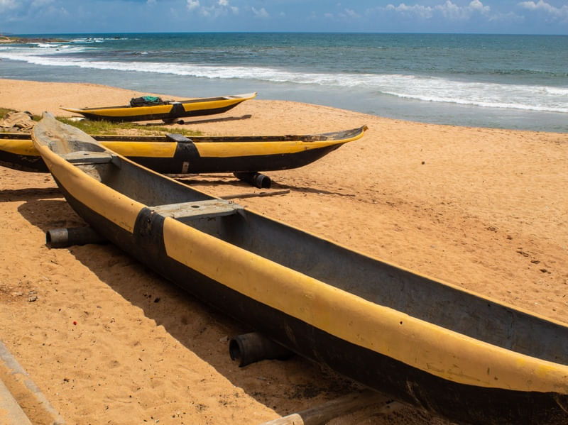 CANOA NA BEIRA MAR