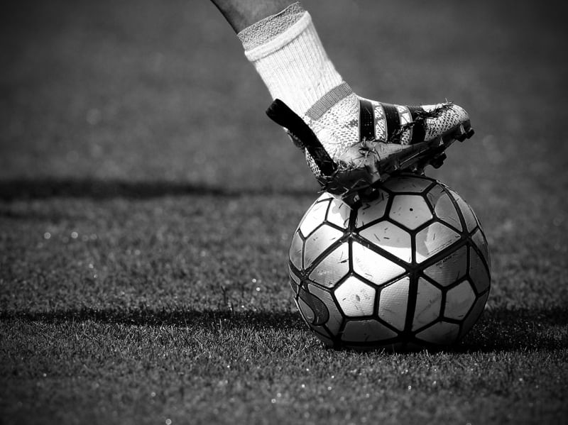 CHUTEIRA PÉ BOLA