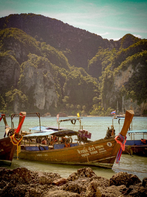 THAY BOAT