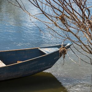 CANOA NO AÇUDE