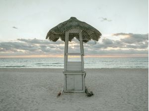 LIFEGUARD POST