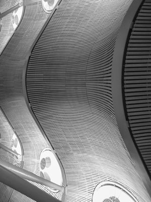 MADRID AIRPORT CEILING