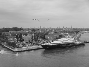 YATCH EM VENEZA