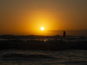 SOL NO MAR DE TARDE
