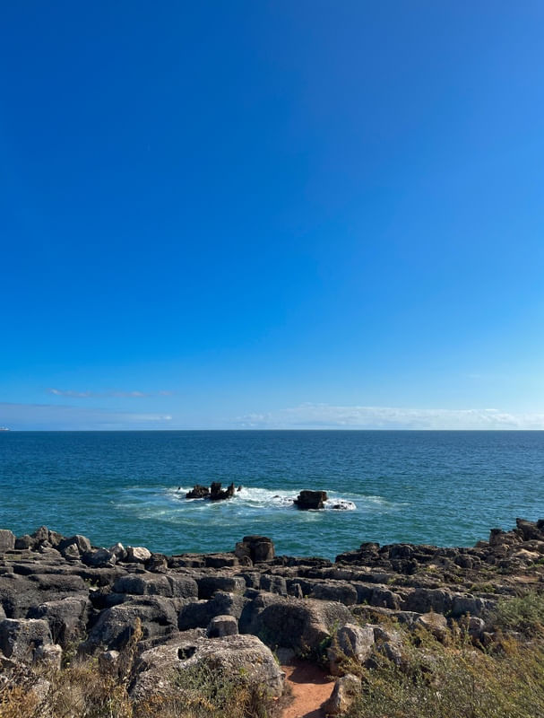 PEDRAS AO HORIZONTE