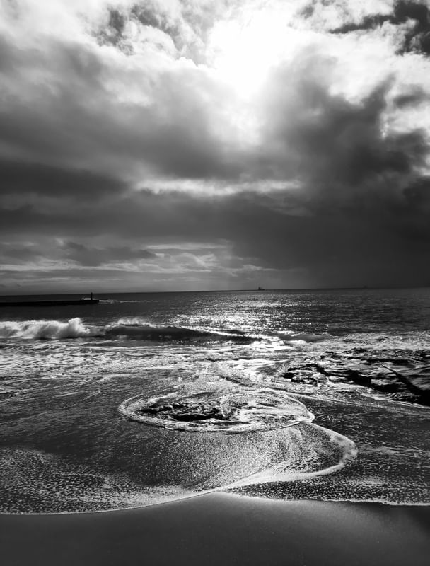 BEACH NOIR