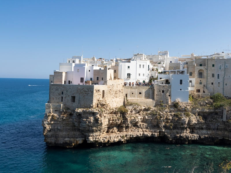 FALÉSIAS DE POLIGNANO A MARE