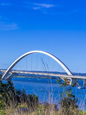 ARCO DA PONTE JK EM BRASÍLIA.