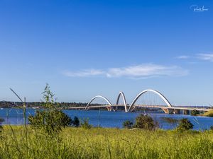 PONTE JK EM BRASÍLIA VISTA DO CERRADO.