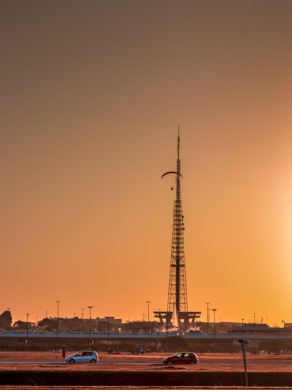 TORRE DE TV EM BRASÍLIA
