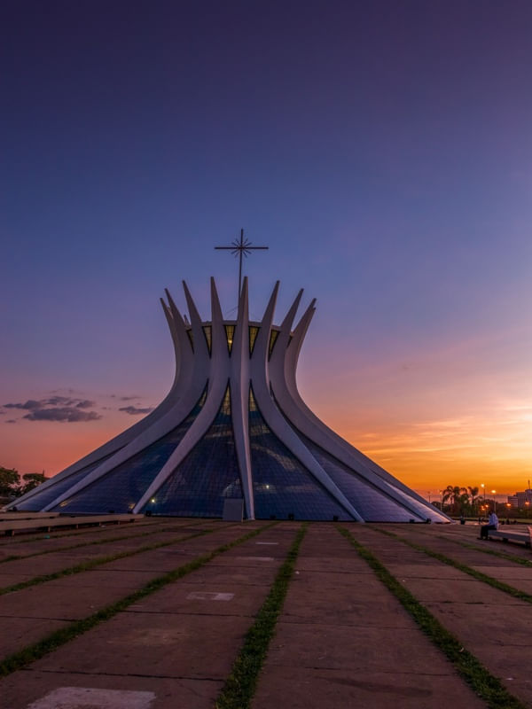 CATEDRAL DE BRASÍLIA À NOITE 02