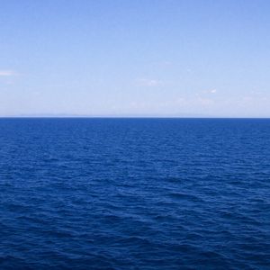 MAR DISTANTE
