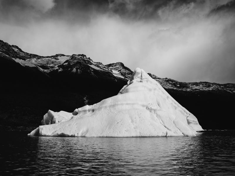 DEGELO NO GLACIAR UPSALA - PATAGONIA PB