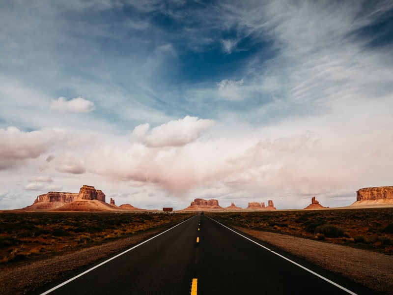 FORREST GUMP HILL - MONUMENT VALLEY