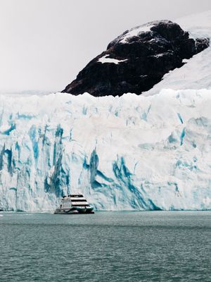 VISITA AO GLACIAR UPSALA