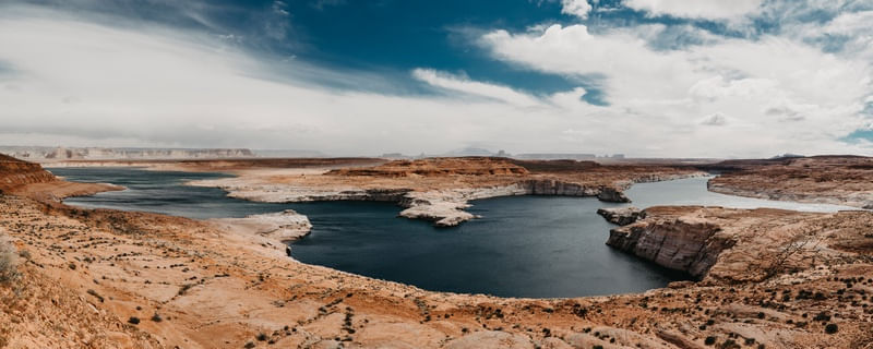 THE LAKE POWELL - 36°56'38' N 111°29'36' W