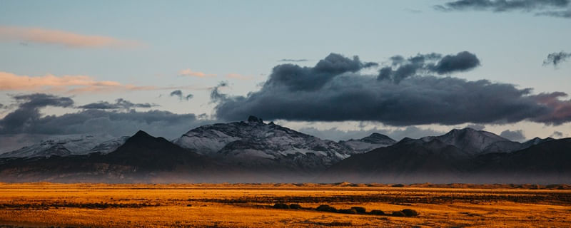 AMANHECER EM EL CALAFATE - 50°19'14.232 S 72°35'58.296 W