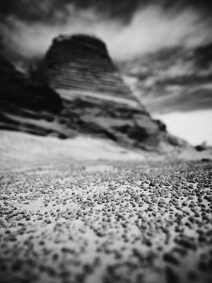 MOQUI MARBLES EM ARENITO DO DESERTO DO ARIZONA - ESTADOS UNIDOS PB