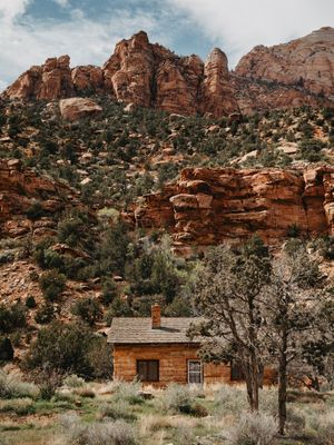 CASA DE PEDRA NAS MONTAHAS - ZION NATIONAL PARK