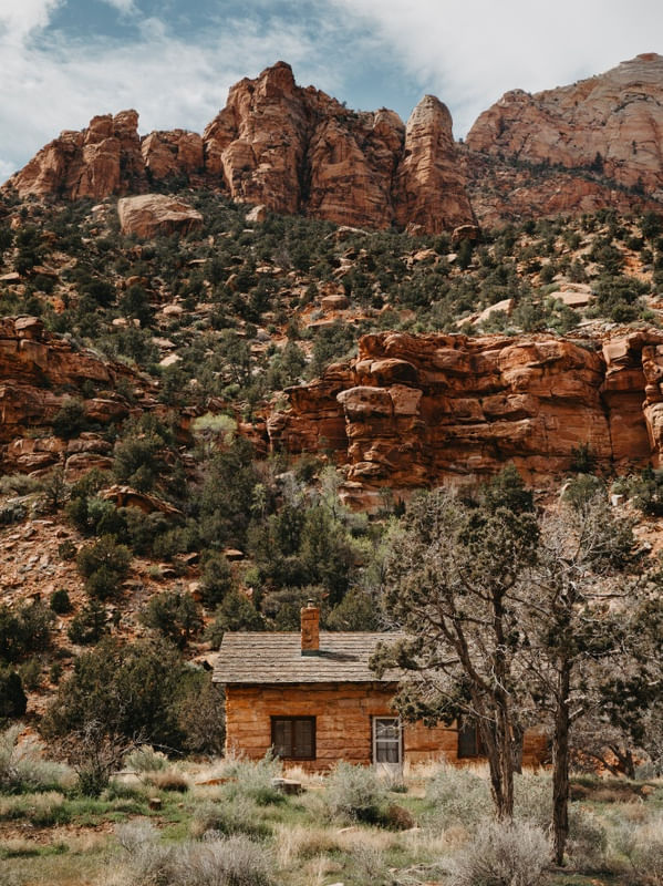 CASA DE PEDRA NAS MONTAHAS - ZION NATIONAL PARK