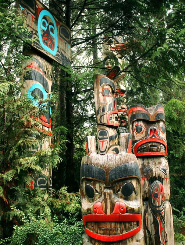 TOTENS DE CAPILANO