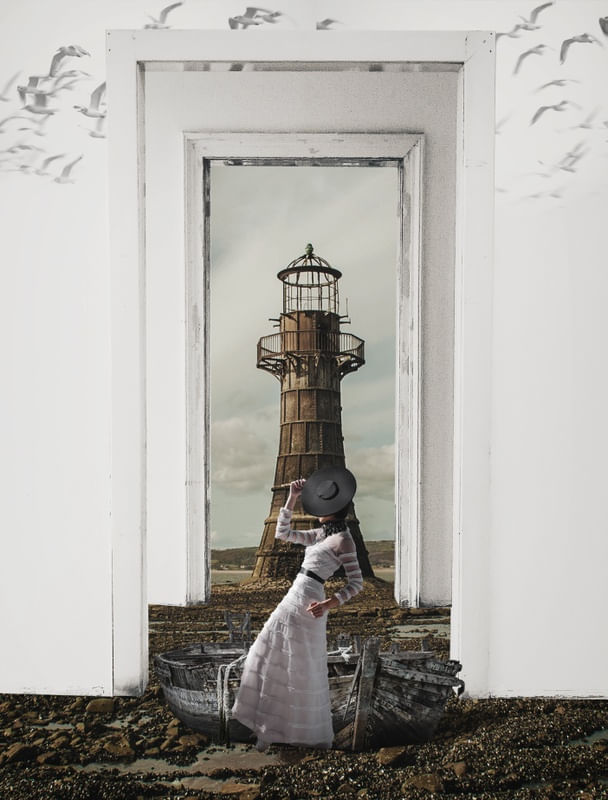ENTRE PORTAS E O FAROL