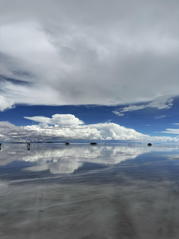 REFLEXO NO DESERTO SALAR DE UYUNI