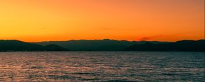 POR DO SOL EM SANTO ANTÔNIO DE LISBOA FLORIANÓPOLIS